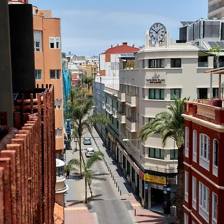 Urban Flat In Santa Catalina - 4 Min Walk To