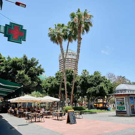 Urban Flat In Santa Catalina - 4 Min Walk To Apartment *